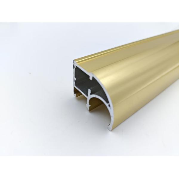 Custom-designed office partitions in China: extruded glass partitions with aluminum profiles.