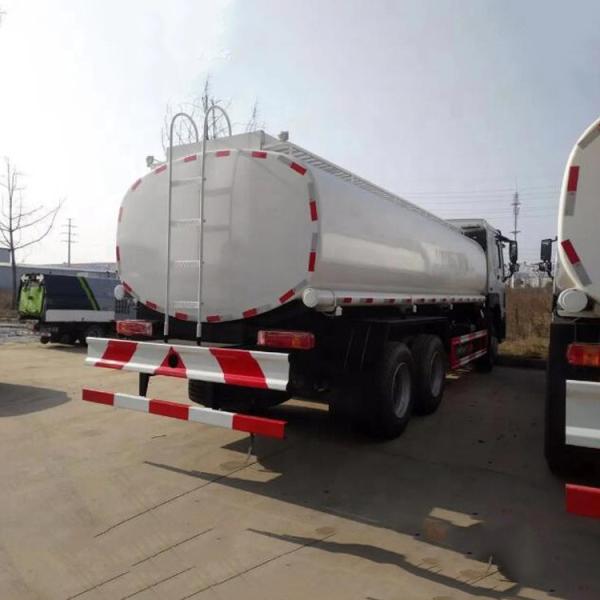 O branco 10 roda 6000 a transmissão manual do Euro 2 do caminhão de petroleiro do óleo do galão 6x4