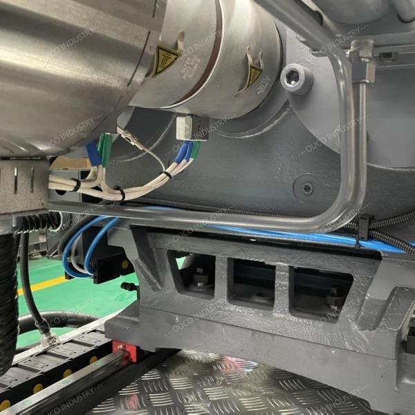 2100T Large Molds Bucket Injection Molding Machine With Automatic Exchange