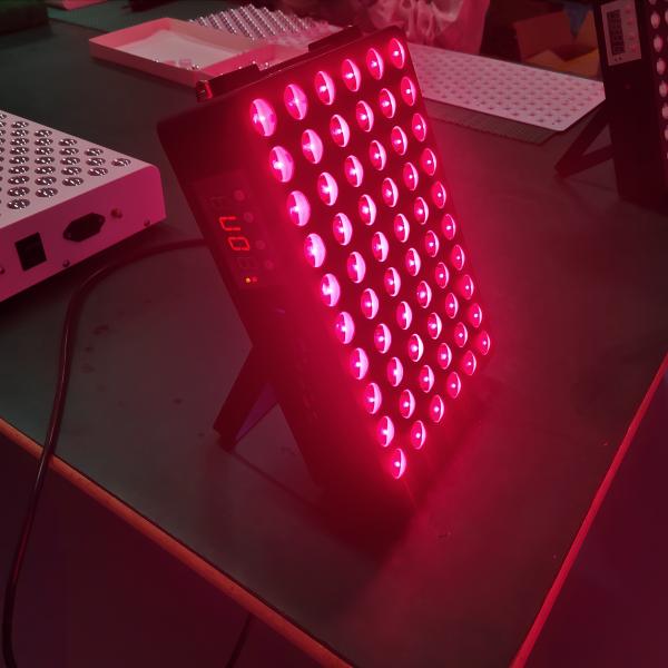60*5W LED Red Light Therapy Machines Long Life Span 50000 Hours