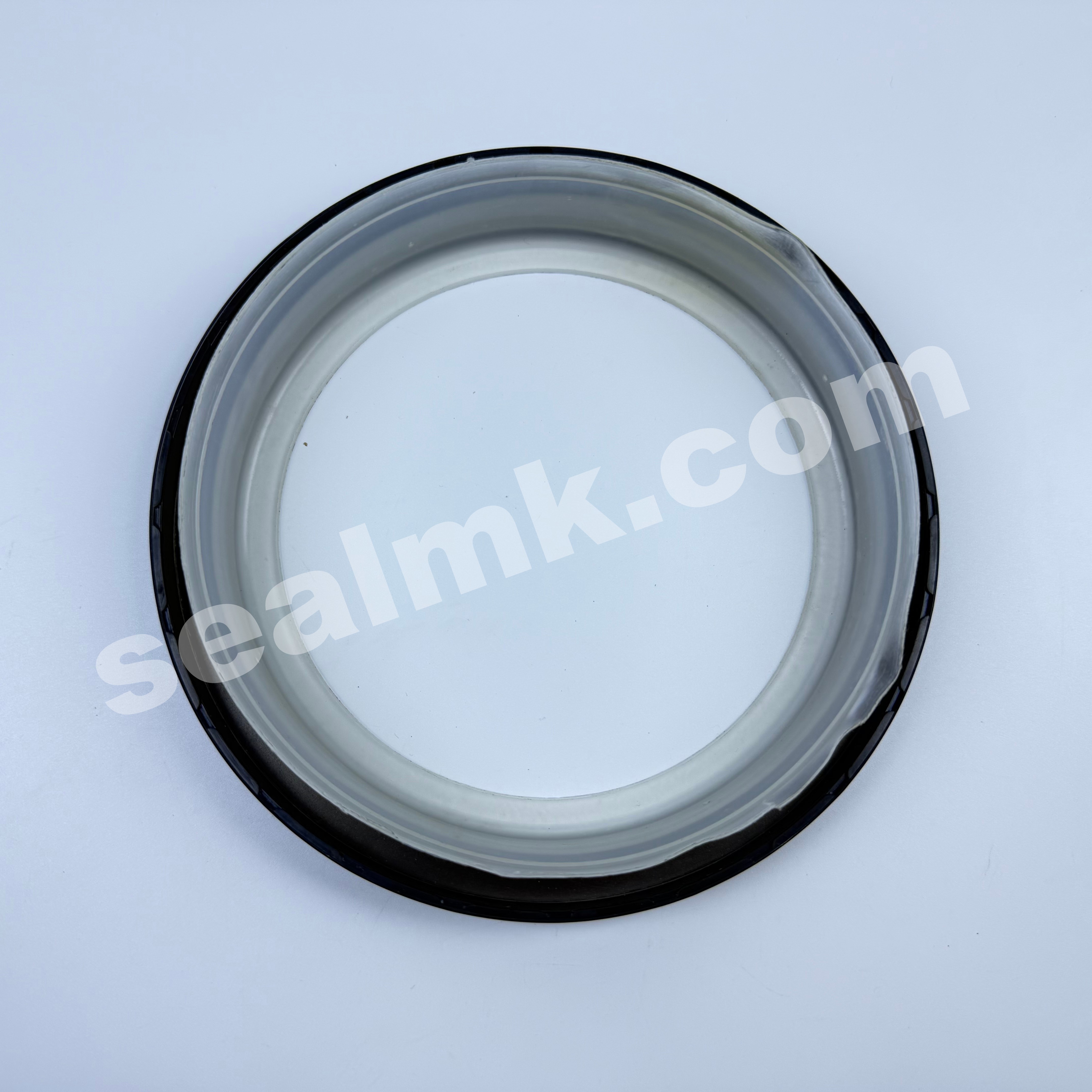 180*205*15 (Suitable for Volvo) | OEM Part Numbers: 20441481, 85108352, 15438963, 1543896 | CORTECO Part Numbers: 20031153B, 82031153 | Elring Part Number: 453.851