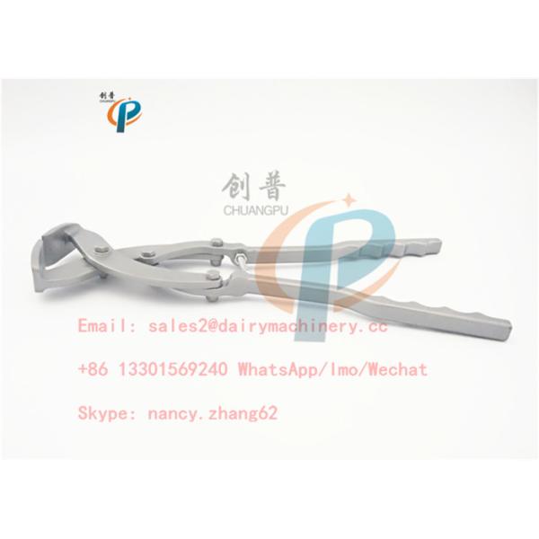 Утеска копыта молочной коровы оборудует нержавеющую сталь обувая плоскогубцы на животное время сбережений