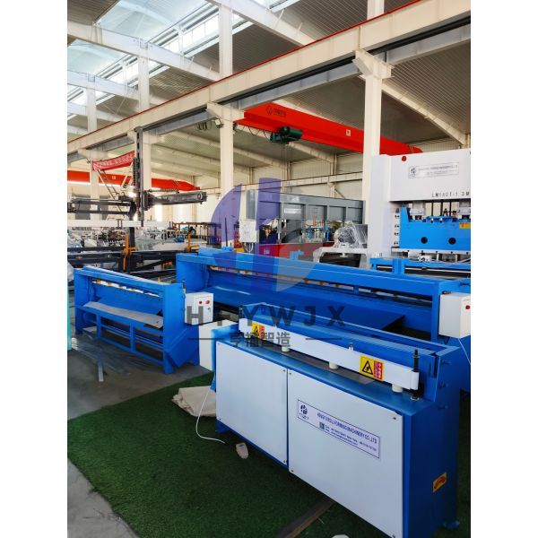 Electric Sheet Metal Shearing Machine with 7.5kw Brake Motor and Nine Chrome Silicon Blade for Smooth Cutting