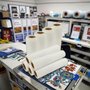 FCOLOR Single Matte DTF Film High-Temperature Heat Transfer Roll Film for Clothing Printing 30x100 60x100m PET Film Printer