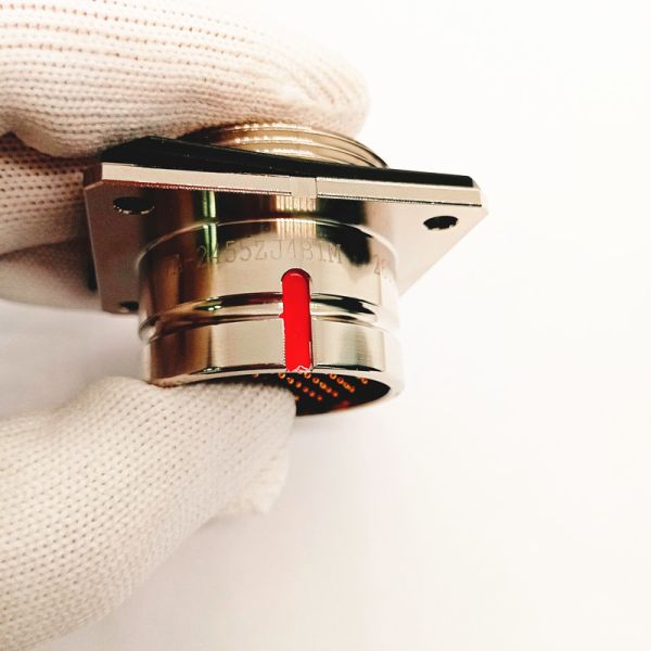 Y27A Series Y27A-2455ZJ4B1M Square Flange-mounted Rubber-sealed Socket Connector 