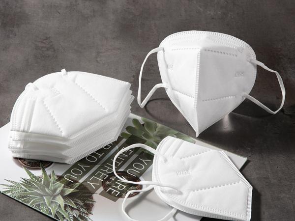 KN95 Multi Layer FFP2 Dust Masks , White List Anti Pollution Face Mask