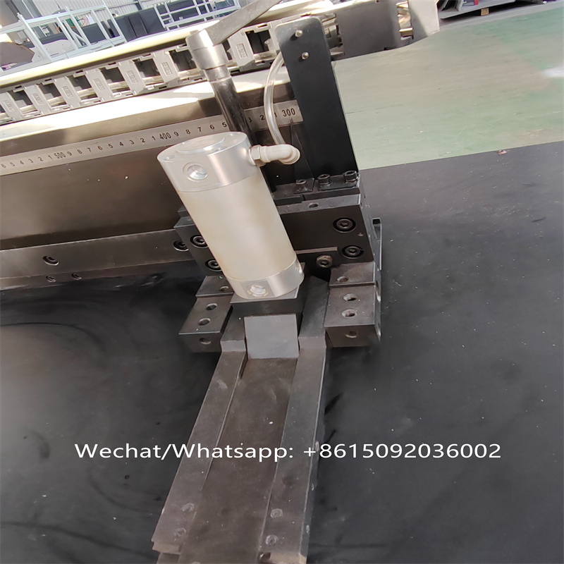 Машина механического CNC пробивая машины башенки CNC штемпелюя и пробивая