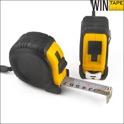 Wintape Black 8m Metric Only Tape Measure With Spring Mechanism Lock