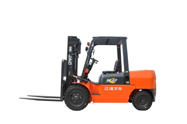 Internal Combustion Diesel Forklift Truck Large Capacity 4.5 Ton High Performance