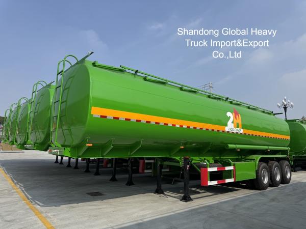 Semi-remorque citerne 3 essieux 45000L pour diesel et essence, robuste