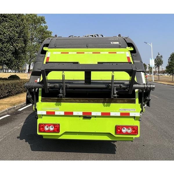 8200KG Urban Sanitation Garbage Compactor Truck With F2.8NS6B156 Engine