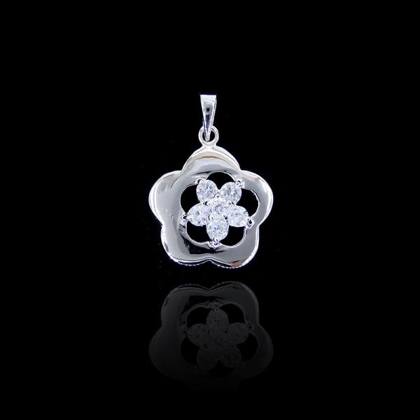 Red Stone Children Silver Jewellery Eye Cute Chick Shape Pendant For Little Girl / Boy