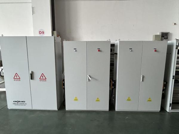 Experimente precisión y control sin igual con el panel de control inversor para sistemas de grúas aéreas