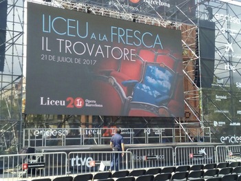 Цена фабрики найма экрана крытой на открытом воздухе стены СИД Backgound этапа события 500*1000mm P3.91 P4.81 HD видео- арендная