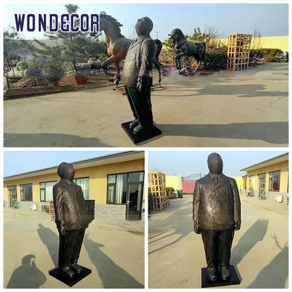 Люди думают о бронзовых статуях Скульптура в общественных местах Декорация