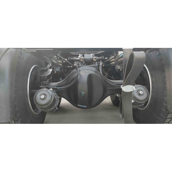 Modelo de camión de cabeza de tractor de remolque Dongfeng 6x4 GNL CNG camión de tractor con pantalla táctil