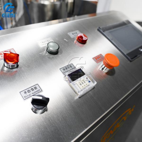 High Speed 2.2kw 50L Makeup Powder Press Machine 10kgs Oil Spraying Device