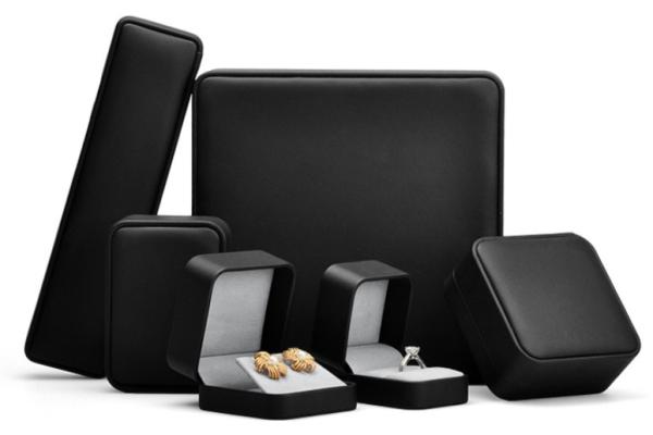 Mature Craftsmanship Leather Gift Box , Custom Packaging Boxes For Jewelry