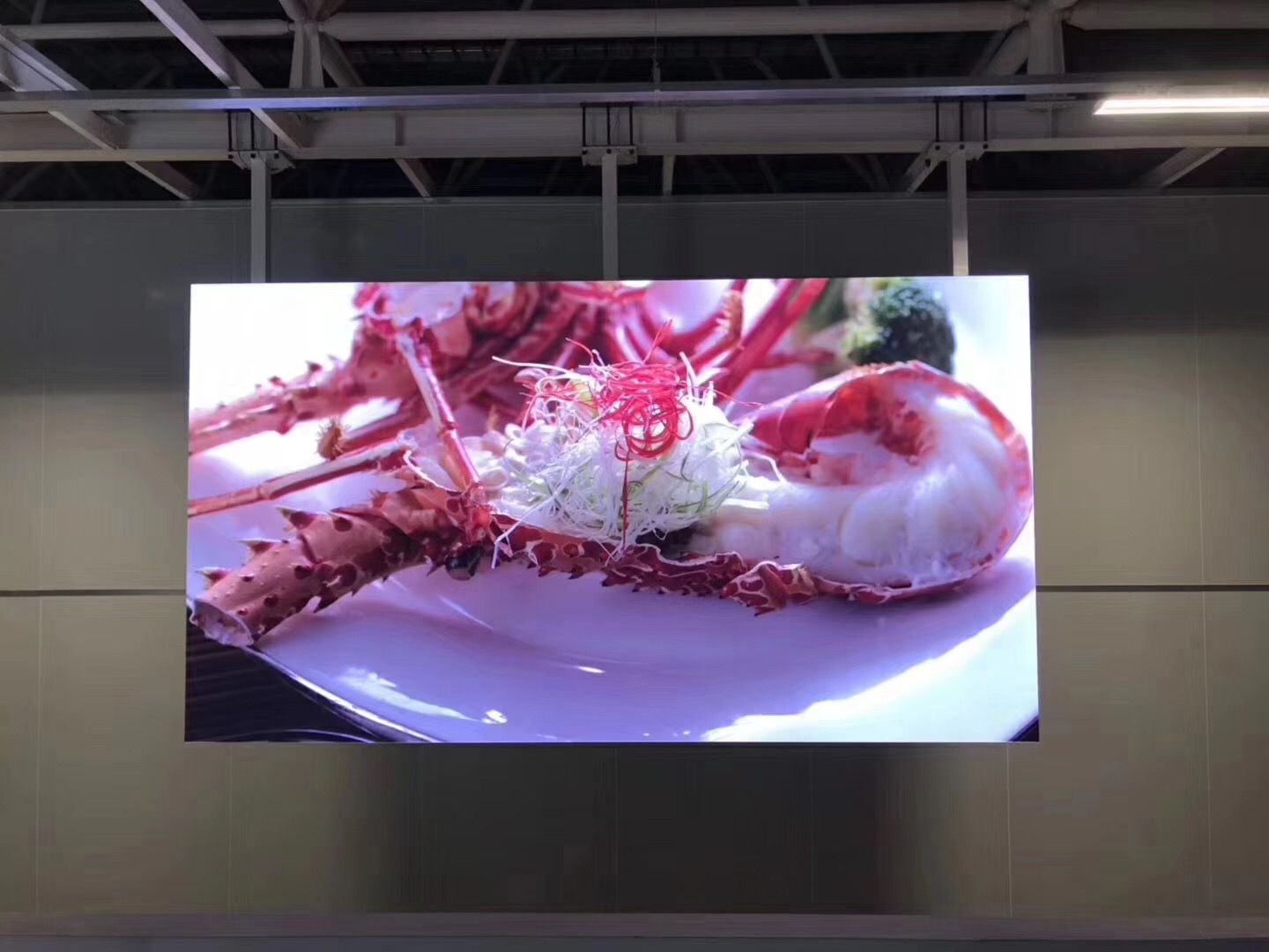 480X480mm P2.5mm HD LED дисплей Внутренний фиксированный LED видеостенный экран