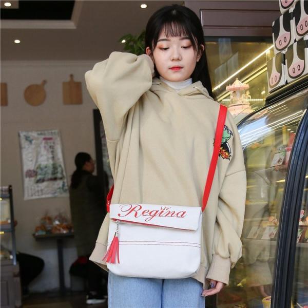 2018 new embroidered tassel single shoulder canvas bag Japan and south Korea fashion single shoulder messenger bag