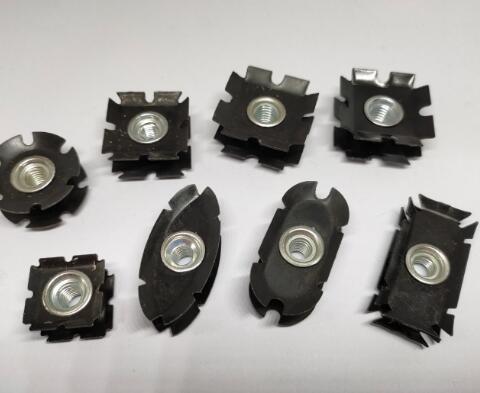 Star Type Plate Insert Threaded Nut / Carbon Steel External Teeth Nut 8.8 Grade