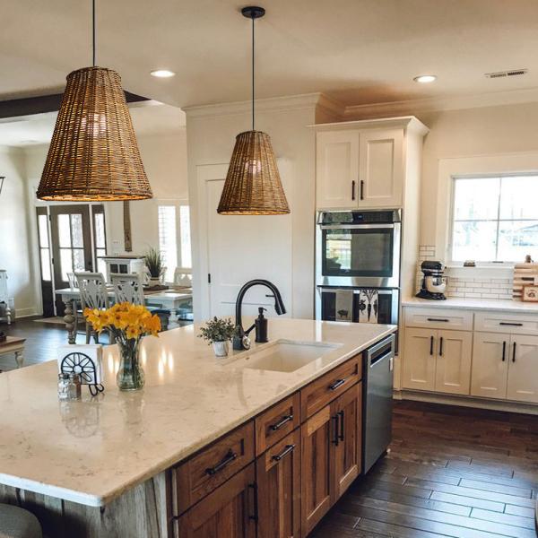 Modern Round Rattan Pendant Light , Rattan Ceiling Light Shade 65lm/W OEM