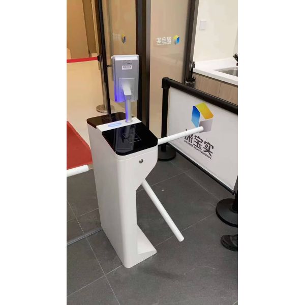 304 Stainless Steel Vertical Three Roller Barrier with RS485 Communication Interface and 30 People/Minute Passing Speed