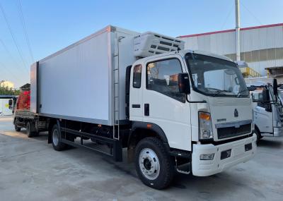 SINOTRUK HOWO 4×2 5-10 Ton Refrigerated Truck 140HP RHD