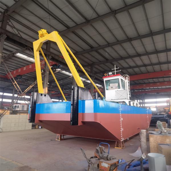 Drag Service Working Boat with Hydraulic Deck Crane