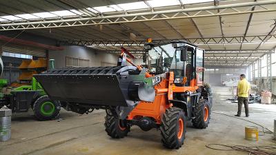1.5 Ton Wheel Loader Machine With 42 KW Engine Turning Radius 5400mm