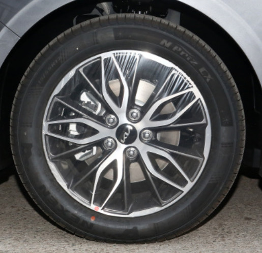 Места двери 5 автомобиля 4 бензина версии моды Kia K5 2021 270T CVVD средние