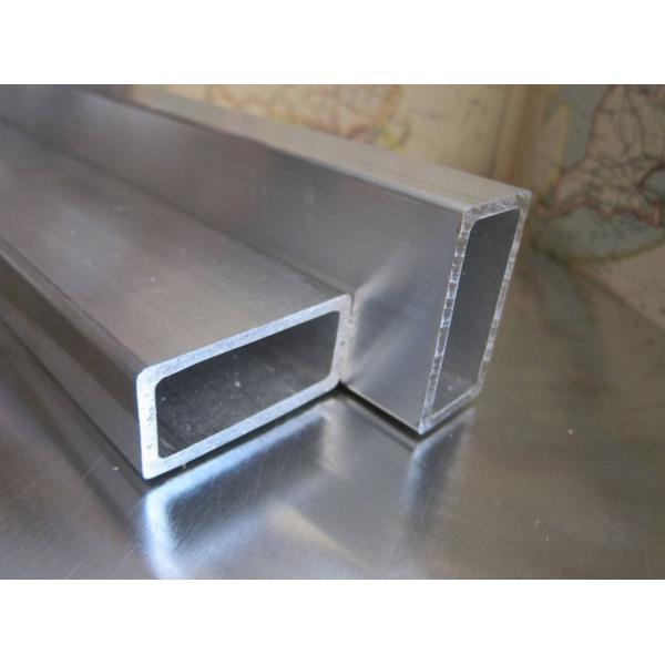Алюминиевая квадратная труба 6063 Т5 трубка квадратной коробки 90 градусов Бендабле алюминиевая