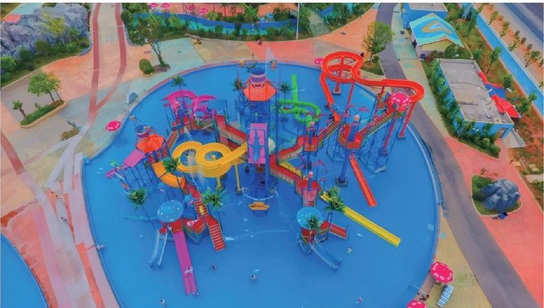 Large Interactive Water Slide House