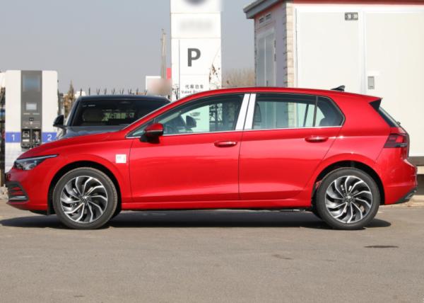 De “carro do carro com porta traseira 1.2T 116HP L4 dos assentos da porta 5 Volkswagen Golf 2023 200TSI DSG pro 5
