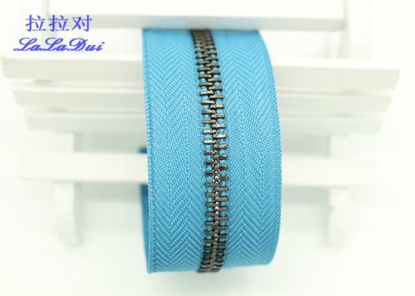 Luggage / Handbags Long Chain Zipper 5# / 8# Gold Teeth 50m In One Roll Green Tape