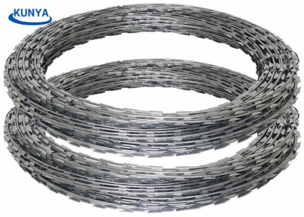 7KG polegada sanfona mergulhada quente BTO galvanizado lâmina CBT do arame farpado 12
