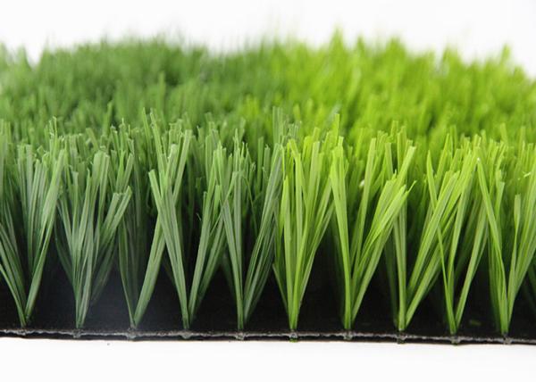 Relvado sintético interno da grama artificial do futebol de 50MM favorável ao meio ambiente