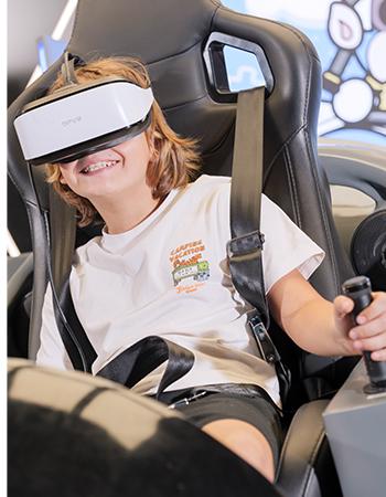 振動効果とWIFI接続を備えた楽しいVRアミューズメントパーク