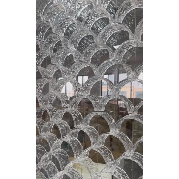 Стеклянный блок 30 x 30 6x8 изогнул стеклянные плитки в Кристл цвета придают огнестойкость декоративному стеклу кроют вися искусство черепицей