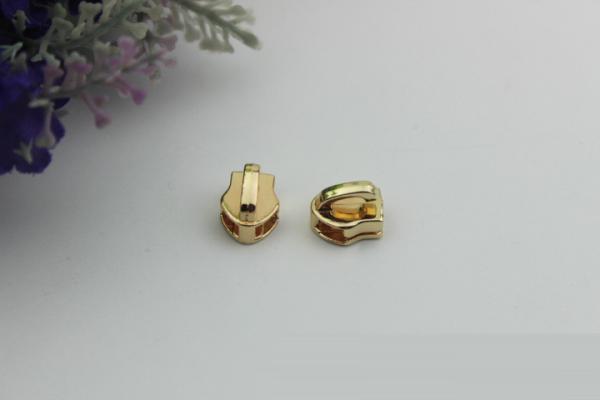 High end zinc alloy light gold nylon teeth zipper 5# zipper slider for bags