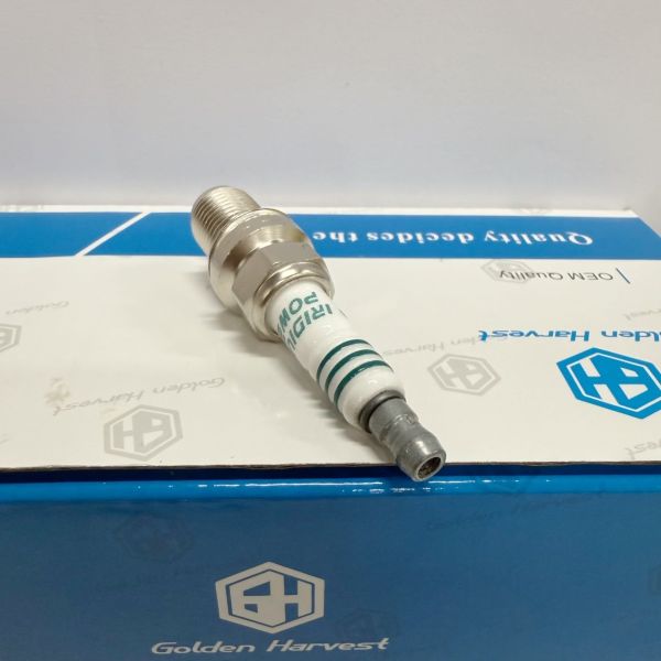 Denso IK20 5304 Iridium Spark Plug For Toyota Honda Hyundai Kia Nissan Mazda Car