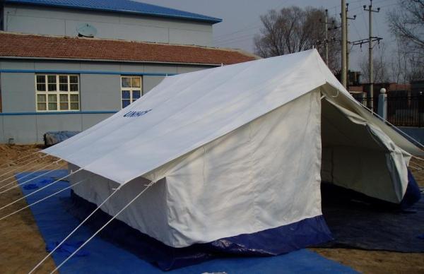 White Outdoor Canvas Tent For For Emergency Shelter Disaster Relief & Camping