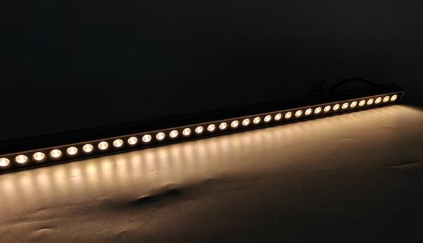 Lâmpada de lavagem de parede de LED de faixa LED à prova d'água SMD5050 DC24V para fachadas de hotéis e escritórios