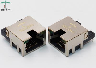 Através do furo perfil baixo personalizado RJ45, aba acima do conector fêmea do Lan