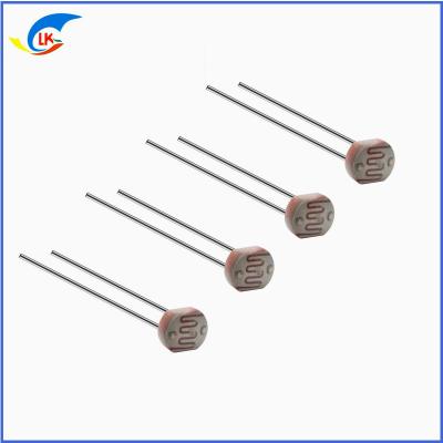 Résistance dépendante de la lumière de 100 MW 150VDC Photoresistor 10Lux Résistance lumineuse 50-100KΩ Vitesse de réponse rapide