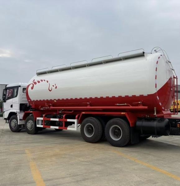 SHACMAN  X3000 Oil Truck Tanker 30000L 8x4 Second Hand For Fuel Delivery