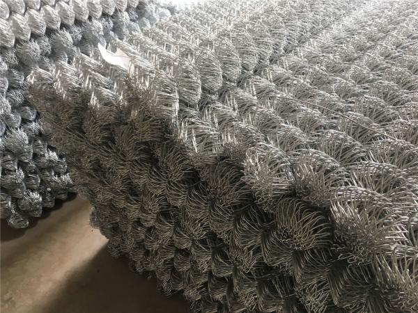 chain link temporary construction fence panels 6FT X 10F Mesh 2 3/8  x 2 3/8 ( 60mm x 60mm ) x 12 gauge wire