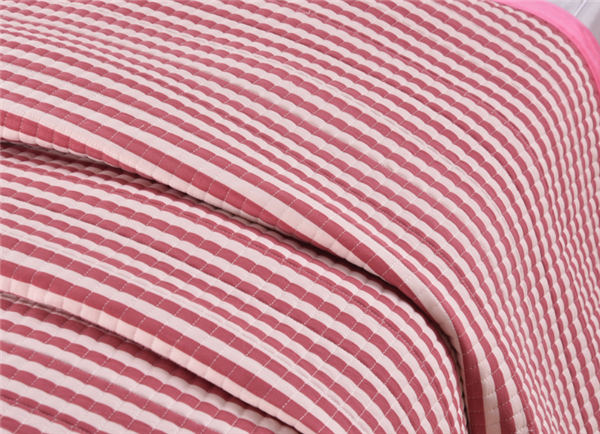 100% Polyester flannel nlanket Customized Soft Quilt Blanket For Bed Decoration