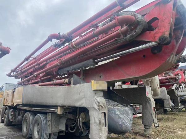 2019 Top Sy 56m Concrete Mounted Pump Batching Plant Structure utilisée et type de cylindre