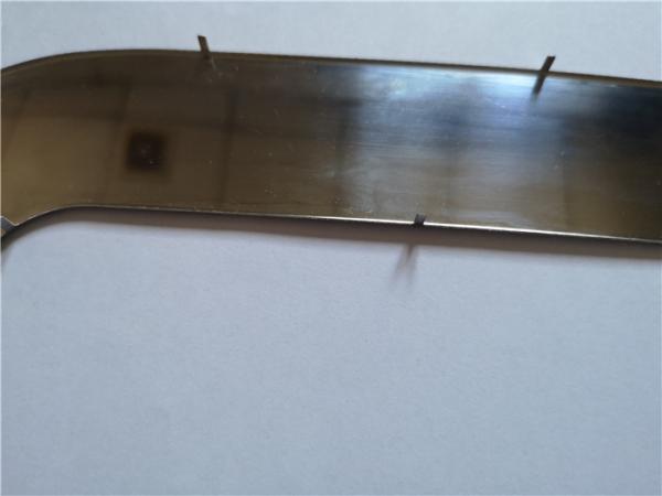 L'estampillage de la tôle partie le matériel en acier laminé à froid par pièces de recourbement automatique